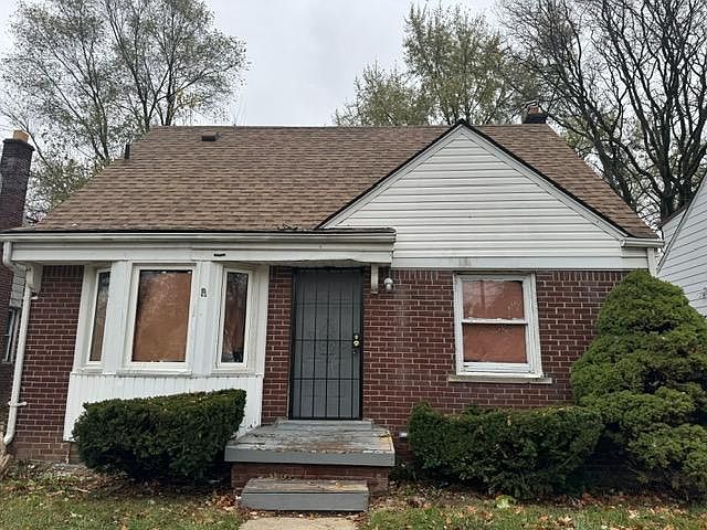 1st image of 16265 Manning St