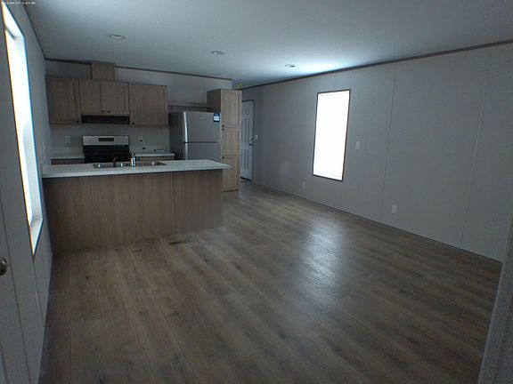 4th image of 4285 N State Rd #9-2