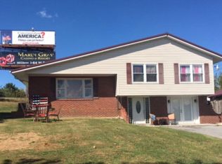 371 Eads Mill Rd, Princeton, WV 24739