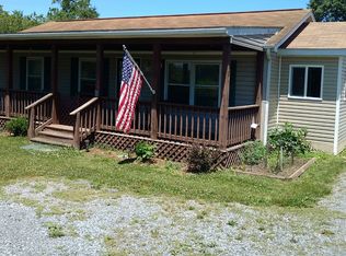 1500 Three Run Rd, Bunker Hill, WV 25413