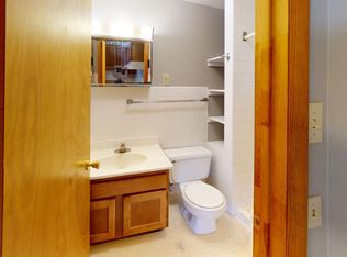 221 S Peoria Ave #2, Dixon, IL 61021