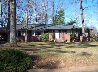 171 Forest Hill Dr, Forest City, NC 28043