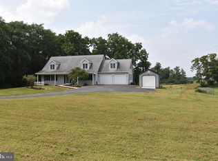 9815 Grindstone Hill Rd, Greencastle, PA 17225