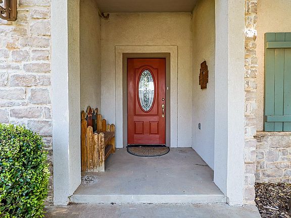 5th image of 12 Crockett Cir
