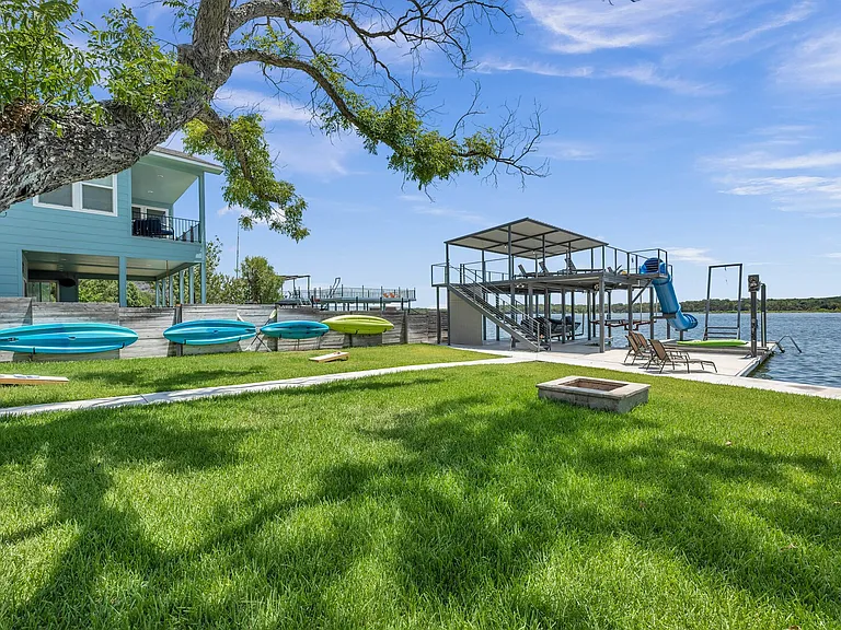 Campa Pajama Ln — Photo 3