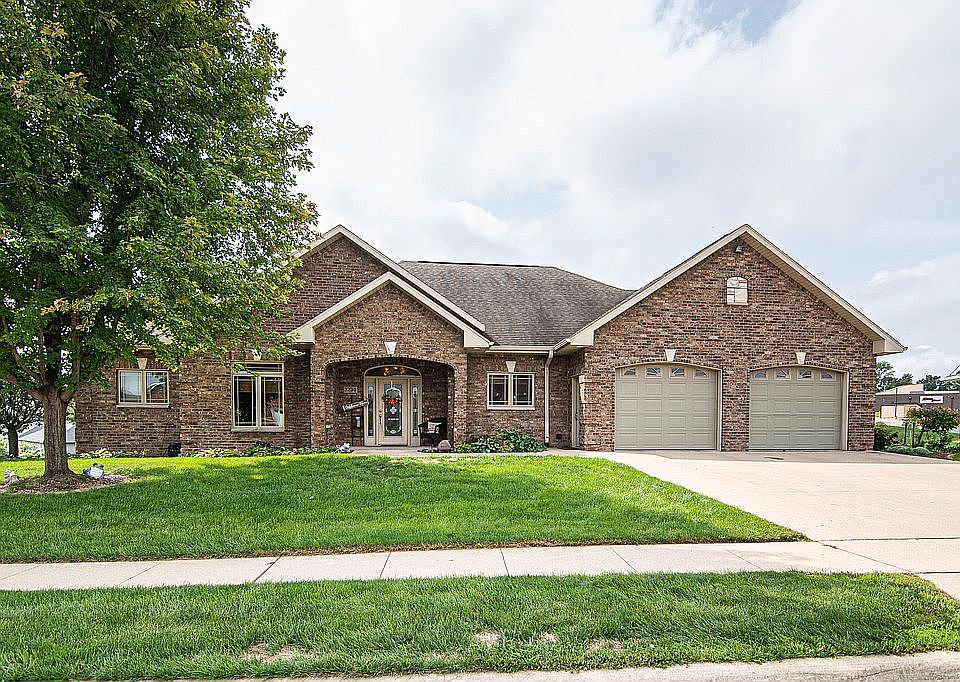 1st image of 3234 Arrowwood Ln
