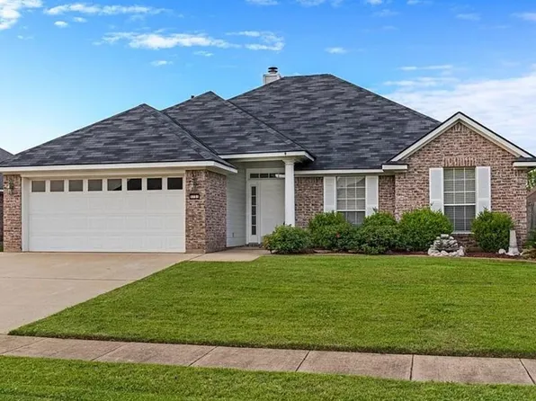 5751 Gold Crest Dr, Bossier City, LA 71112