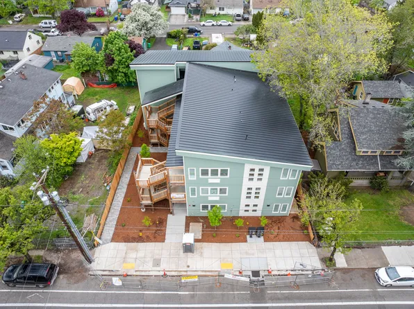 6355 SE 92nd Ave, Portland, OR