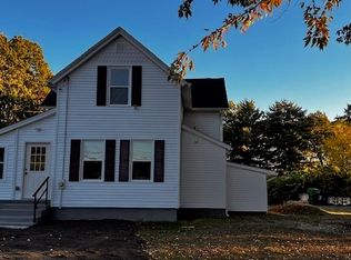 81 McCarthy Ave, Chicopee, MA 01020