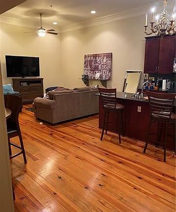 3rd image of 3400 Magazine St Unit 2