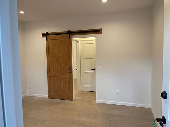 4th image of 2503 20th St APT A