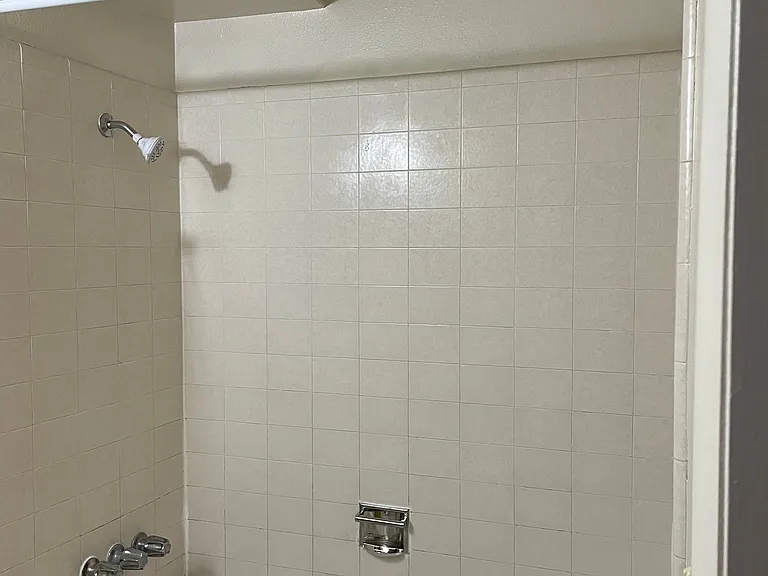 616 N Main St — Photo 10