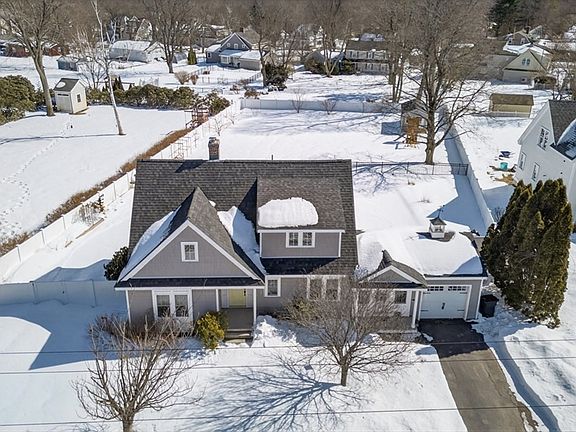 2nd image of 202 Prospect St