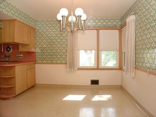 Dining room off the kitchen