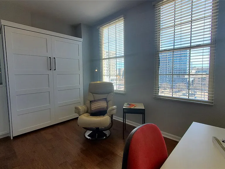 475 W 12th Ave #8H — Photo 28