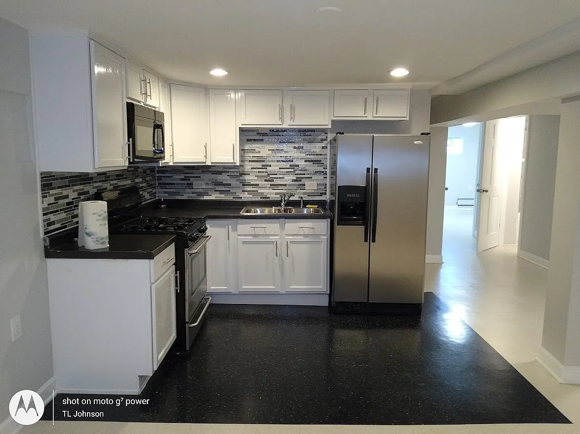Building Photo - 8645 S Drexel Ave #G