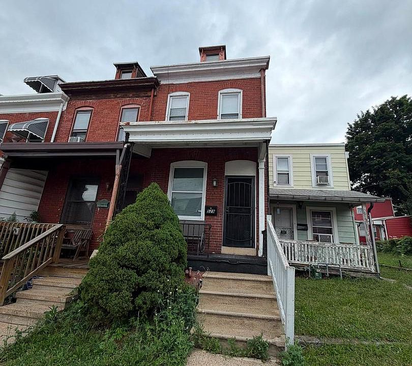 1st image of 529 S 17th St