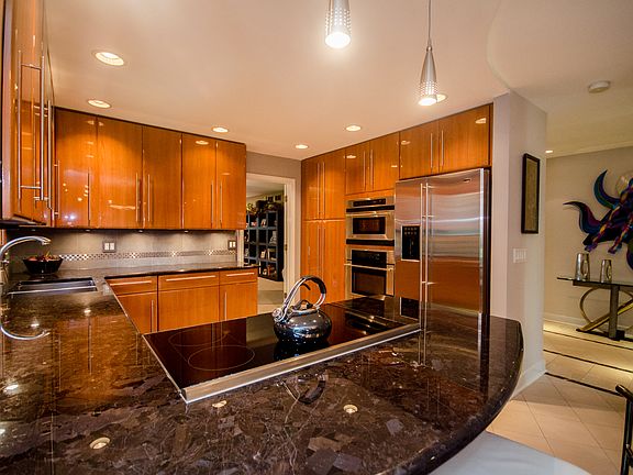 5th image of 50 Lakewood Cir