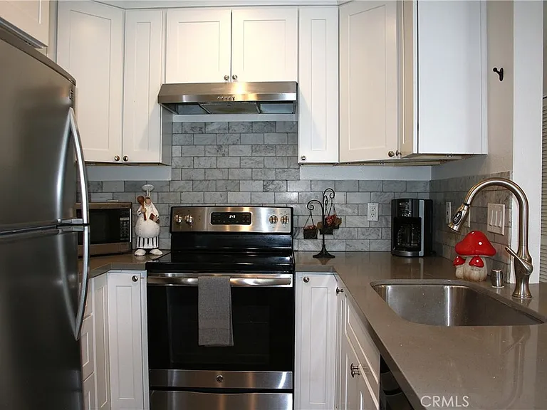 23768 N Shore Ln #90 — Photo 9