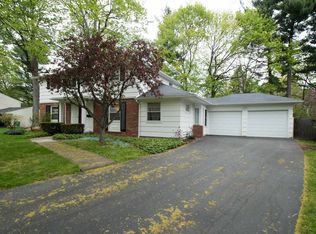230 Edgemoor Rd, Rochester, NY 14618