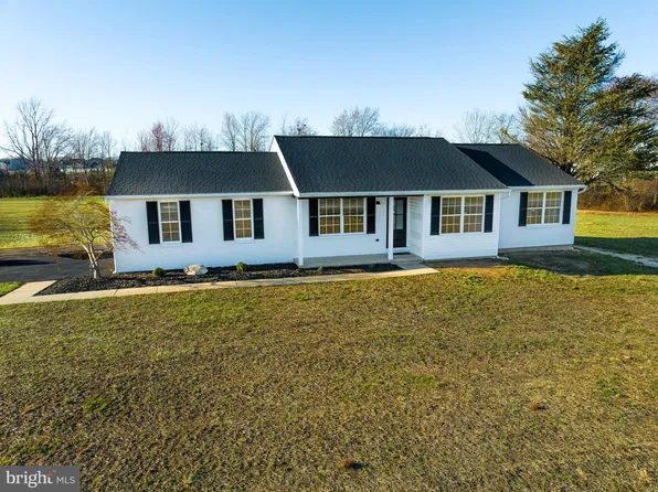 923 Bowers Beach Rd, Frederica, DE 19946