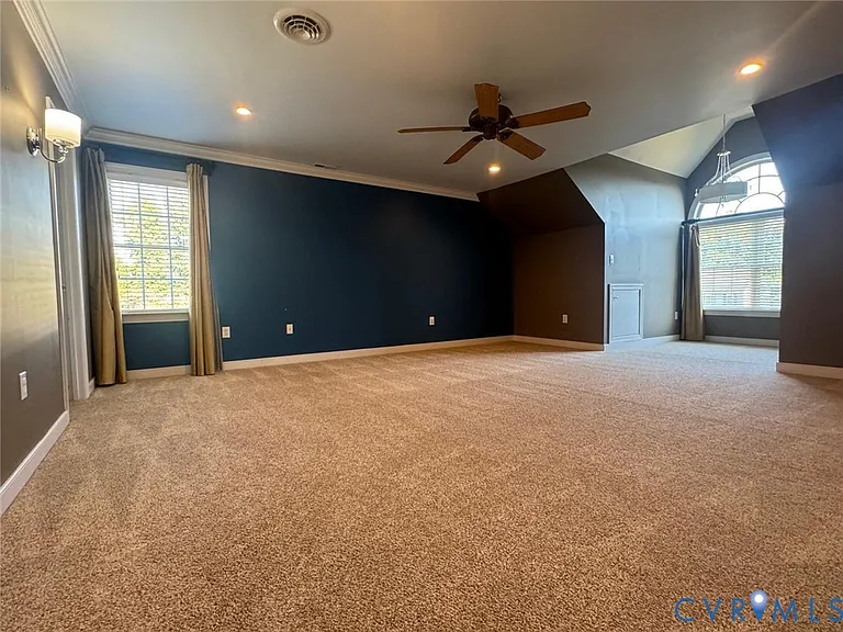 5708 Carrington Hills Dr — Photo 30