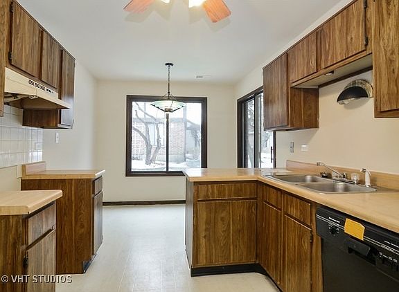 4th image of 1012 E Glavin Ct APT 3