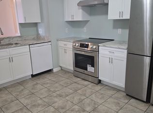 133 Mitchell St, Groton, CT 06340