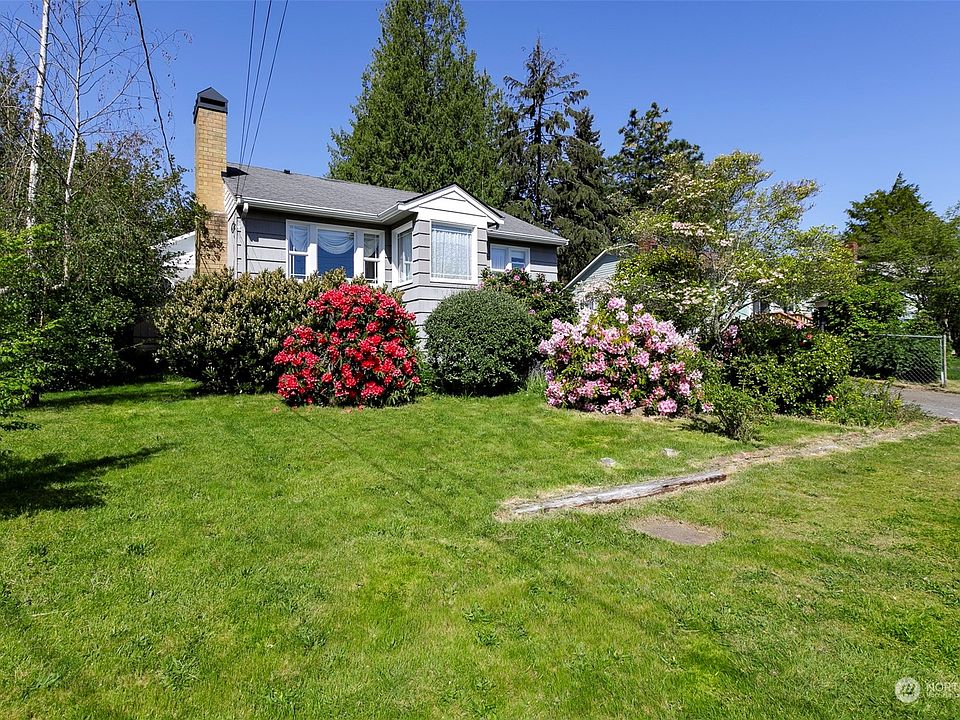1st image of 11733 North Park Avenue N