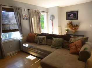 148 Mathewson St UNIT 103, Griswold, CT 06351
