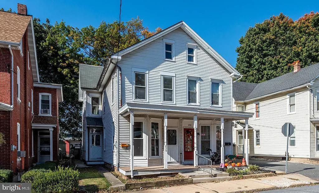 230 Church Ave photo 1