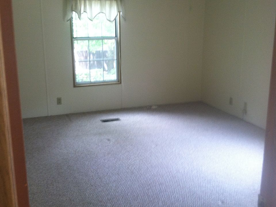 2nd image of 7507 Southern Country Ln
