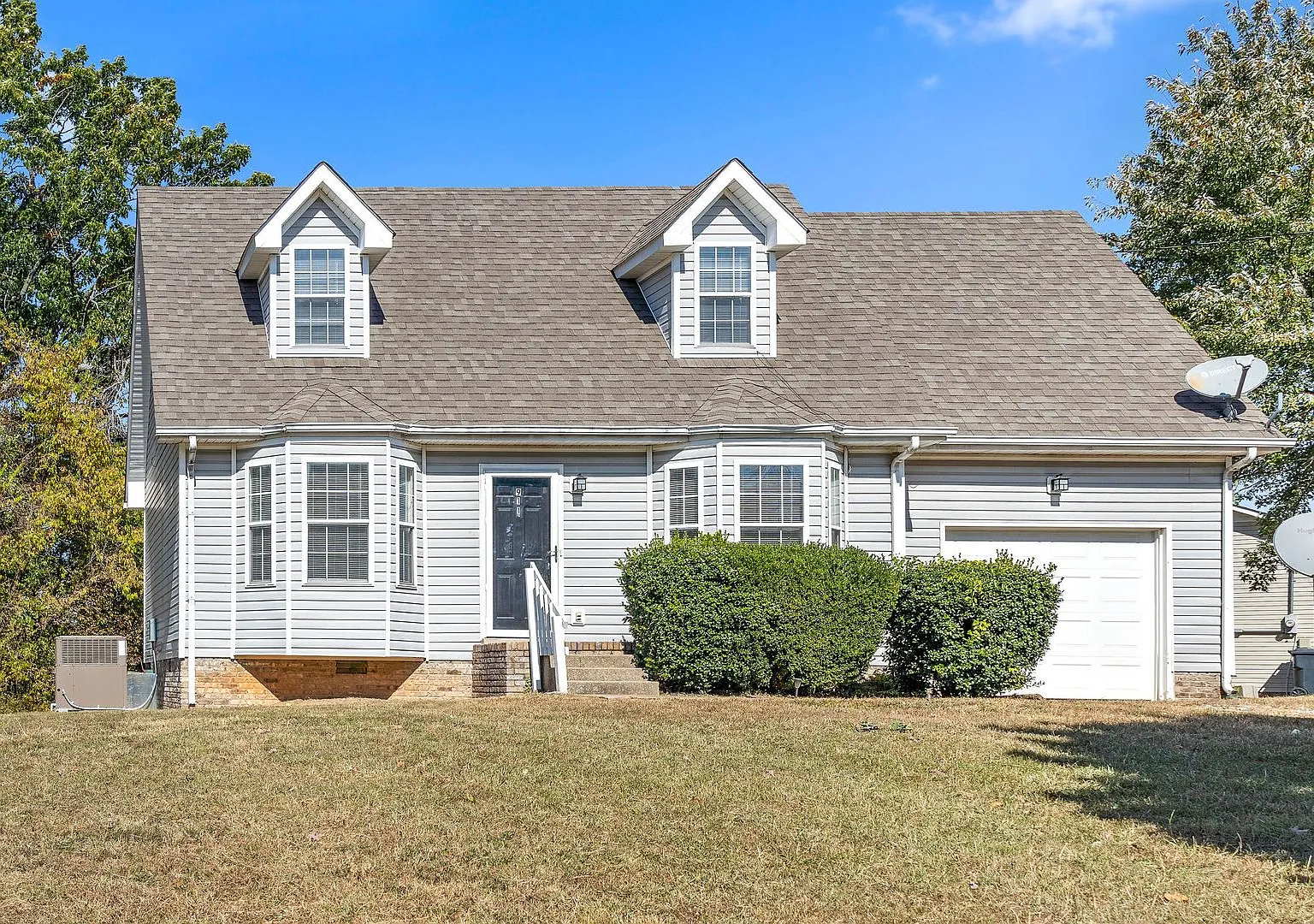 911 Van Buren Avenue, Oak Grove, KY 42262 — Photo 2