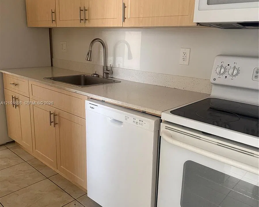 2234 NW 52nd Ave #2234