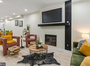 1606 W Pratt St, Baltimore, MD 21223