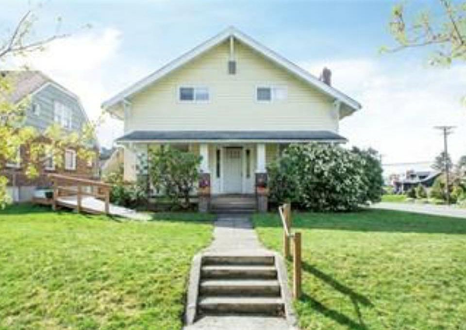 1st image of 1204 S Grant Ave