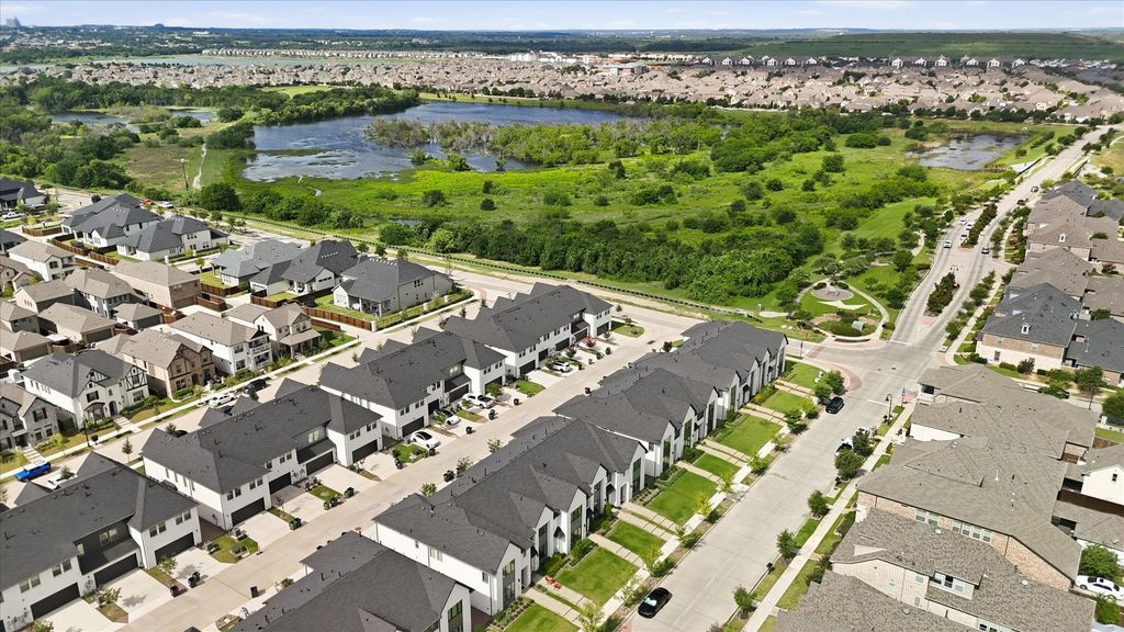 1416 Birds Fort Trl, Arlington, TX - View 5