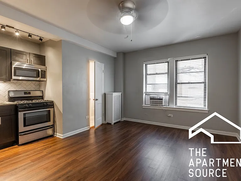 1141 N La Salle Dr #514 — Photo 3