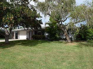 5611 Olive Ave, Sarasota, FL 34231