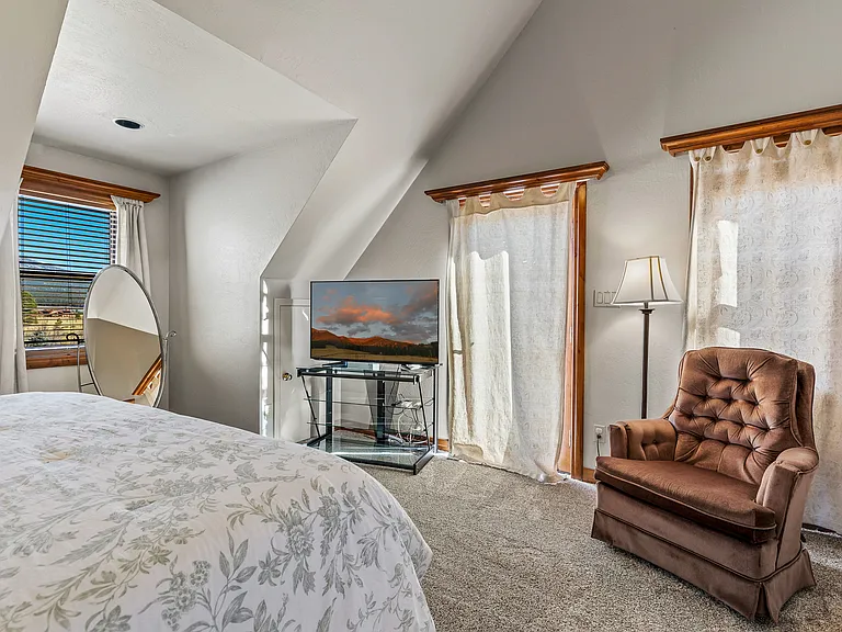 8950 W Antoinette Way — Photo 39