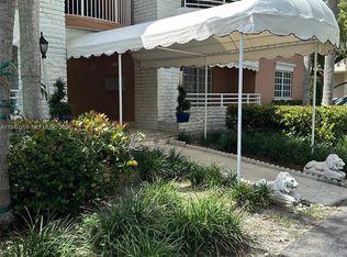 60 Park Dr APT B, Bal Harbour, FL 33154