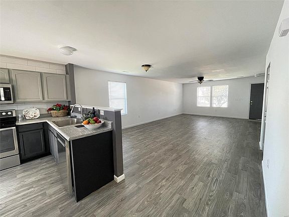 4th image of 257 River Laurel Dr