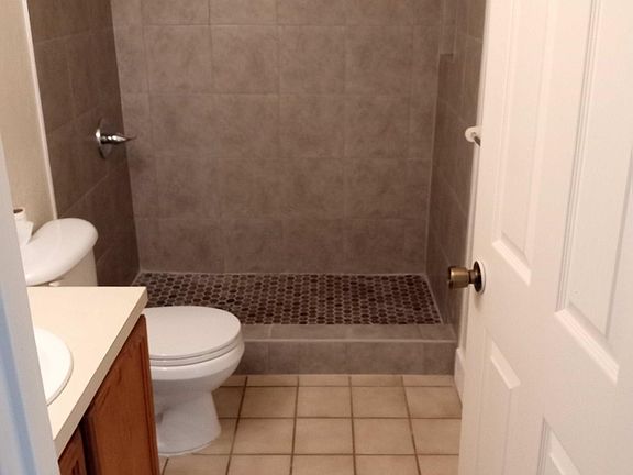 4th image of 3671 NE 41st St #D