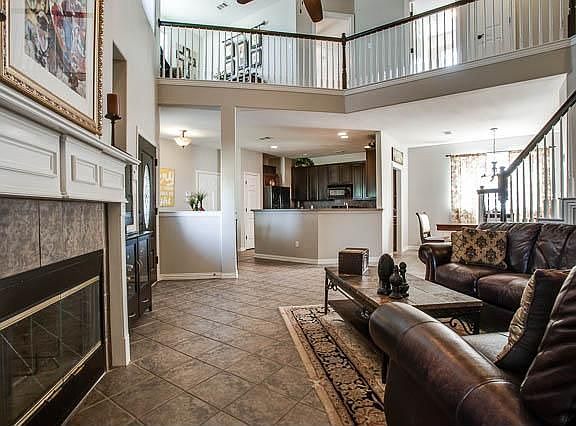 5th image of 126 Turnberry Ln