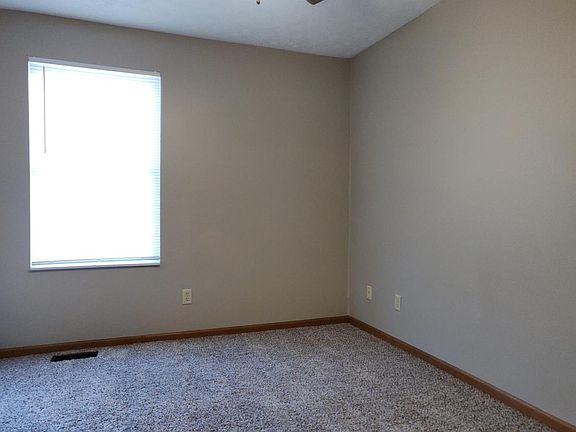 5th image of 625 N 4th St #1-625N4-1