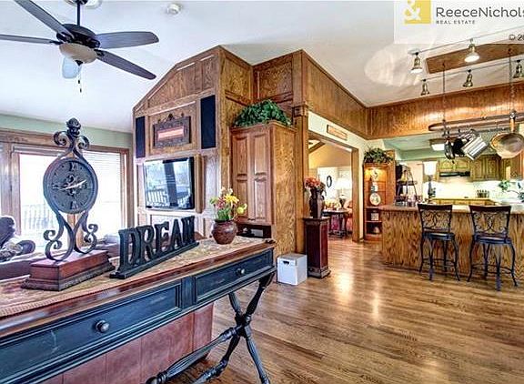 Kitchen off of family room with an open floor plan.  What an amazing space for entertaining family or enjoying a quiet evening at home.