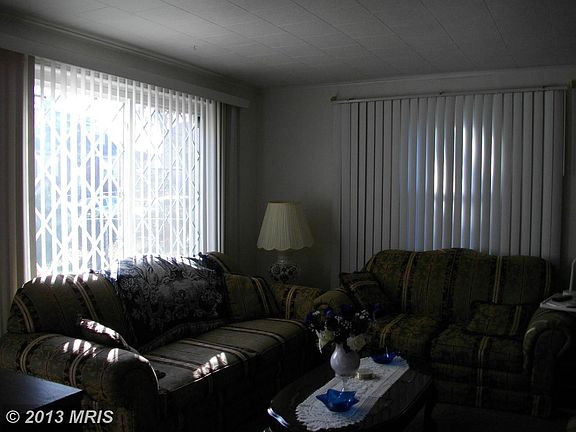 4th image of 6204 Belwood St