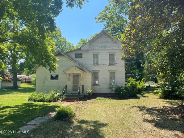 303 Boush Street, Roper, NC 27970