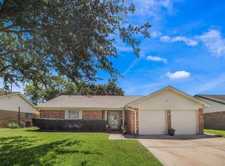 1917 28th Ave N, Texas City, TX 77590