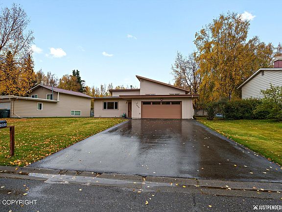 2nd image of 10205 Goodnews Cir
